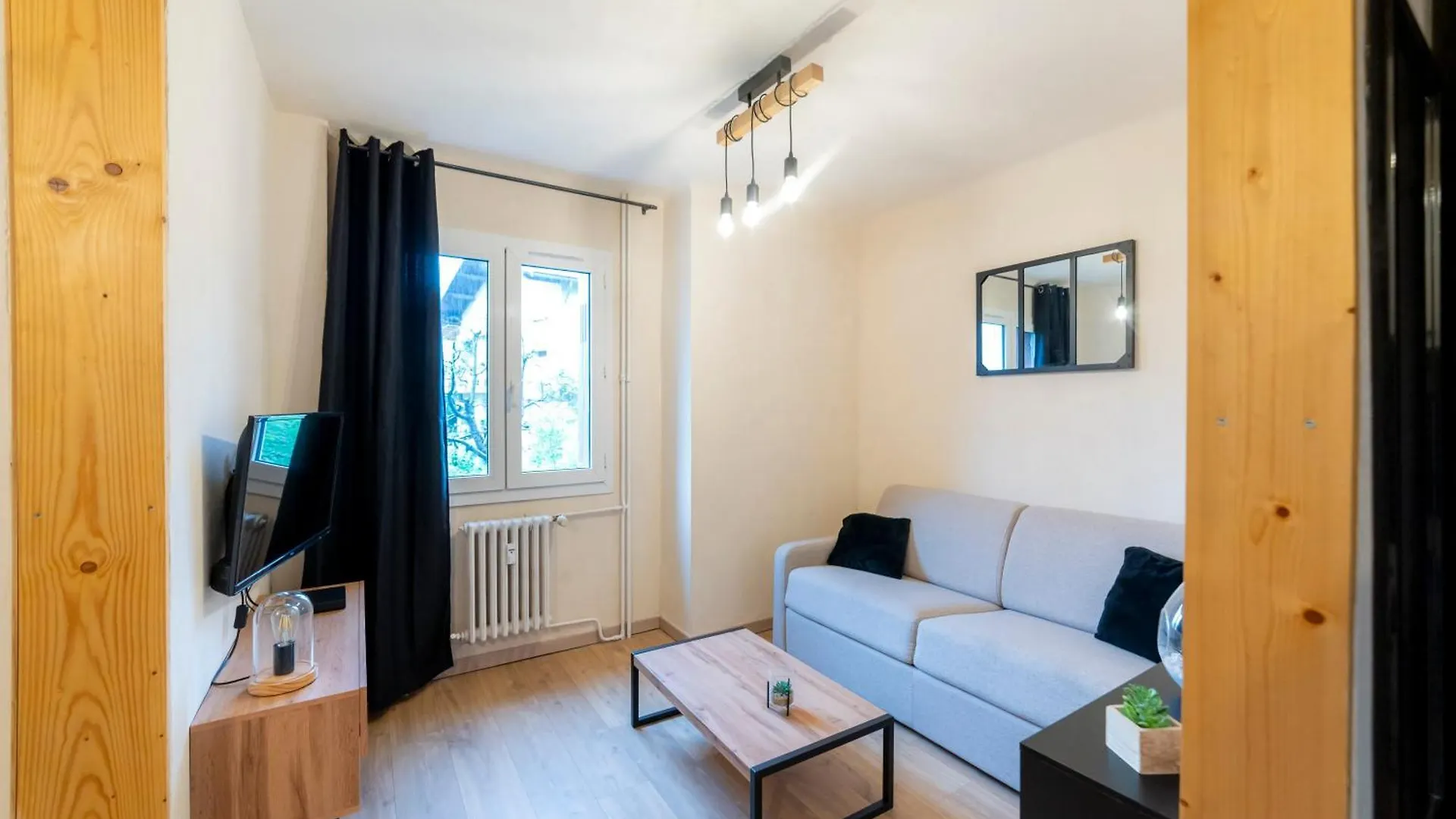 La Galleanne Studio Agreable Et Chaleureux Briancon
