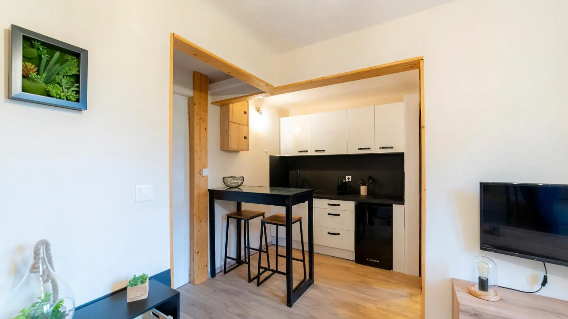 Apartment La Galleanne Studio Agreable Et Chaleureux Briancon